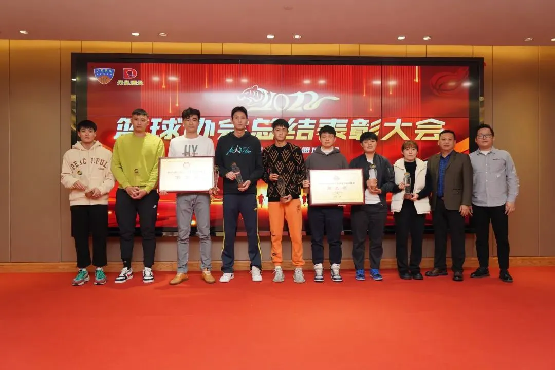 篮球新手基础训练方法_2